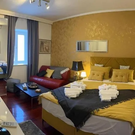 Appartamento With Wifi - 24505 Porec
